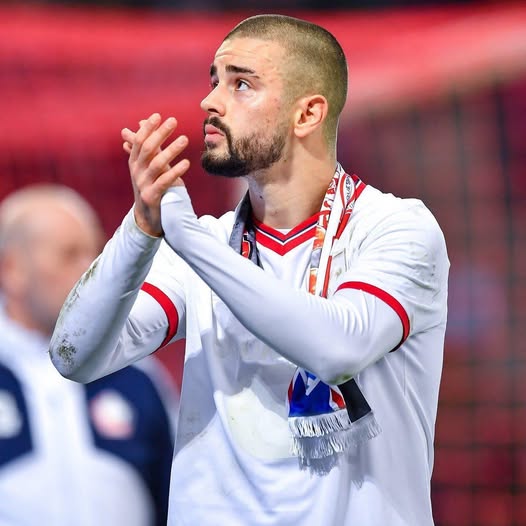 E KRYER ✅️. Edon Zhegrova në Juventus. Sipas gazetarit italian, Fabrizio Romano, Juve dhe Lille kanë arritur marrëveshjen dhe lojtari ynë pritet të udhëtojë sonte drejt Torinos.